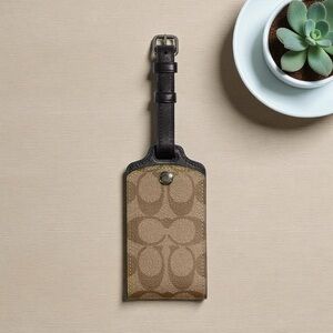 🆕 Coach Luggage Tag In Signature Canvas